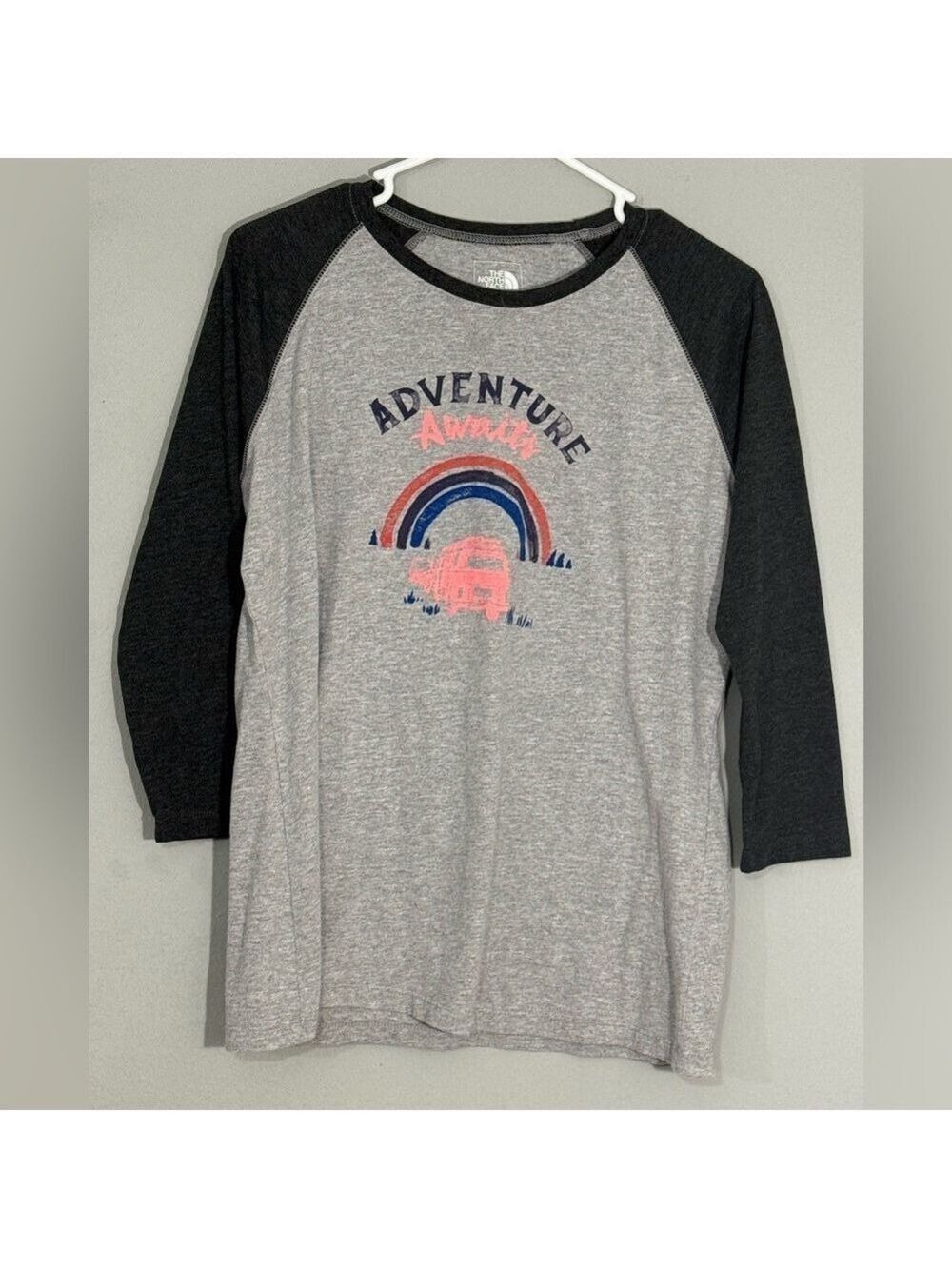 The North Face Adventure Awaits Baseball Tee Sz L Gray Black Raglan